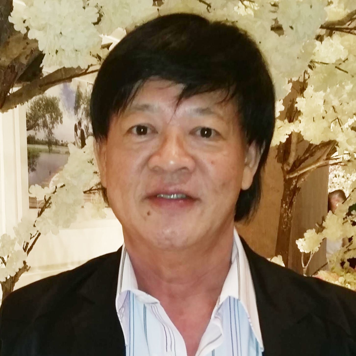 นายวัฒนชัย ผลชีวิน